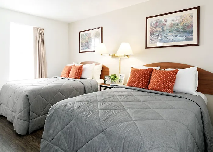 Hotel Intown Extended Oh - I-70e Hamilton Rd 2*